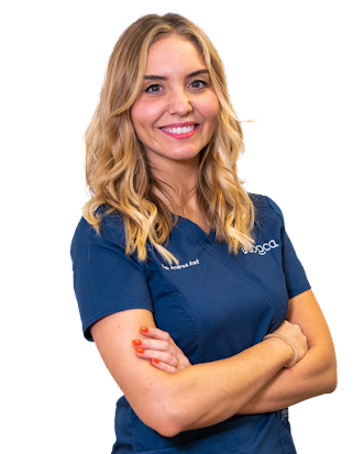 Andrea aracil especialista en estética dental